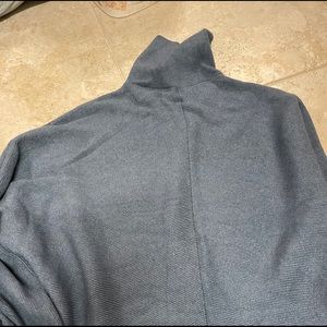 Popular asymmetrical sweater